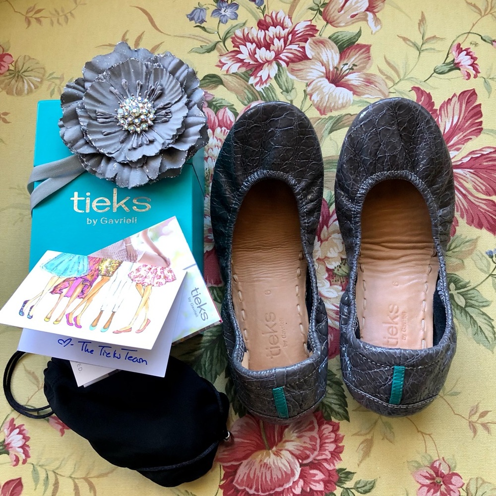 Tieks Slate Grey Croc size 6